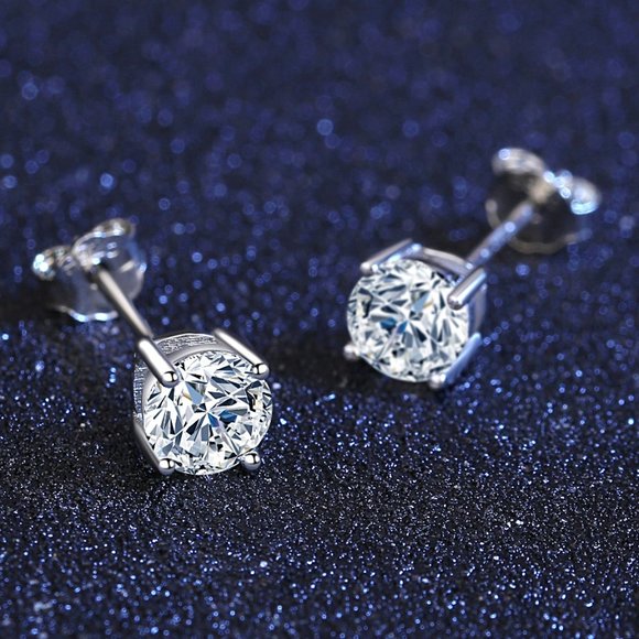 1 Carats Moissanite Stud Earrings- Ideal Gift For Her - Picture 1 of 4
